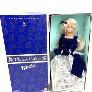 Barbie Winter Velvet Doll in Blue and Silver (1991-1995)